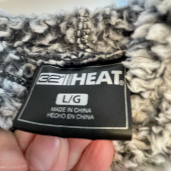 32 Degrees Gray Sherpa Hoodie - Picture 3 of 4